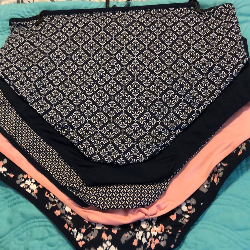 NWT Delta Burke FIVE Pack plus size panties - Picture 4 of 5